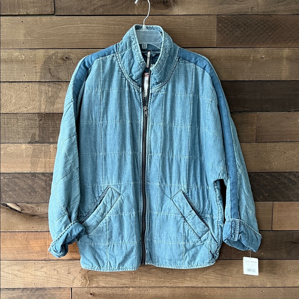 NWT Free People Women's Dolman Quilted Denim Jacket in Cali Indigo Size Medium - Picture 2 of 8
